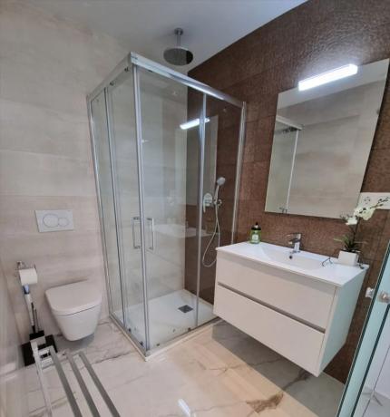 Piso en calle Lagos de Covadonga