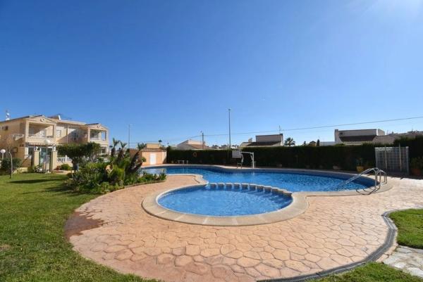 Piso en Barrio Los Almendros-La Florida