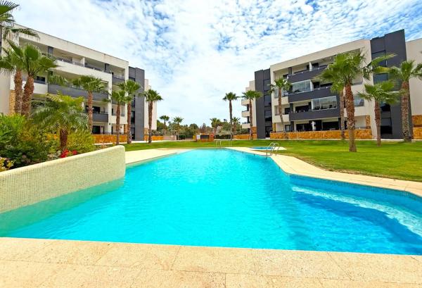 Piso en calle Lagos de Covadonga, 6