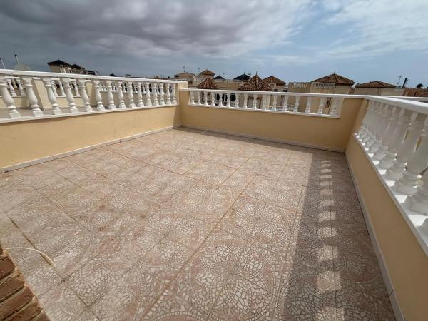 Chalet adosado en calle de la Garza