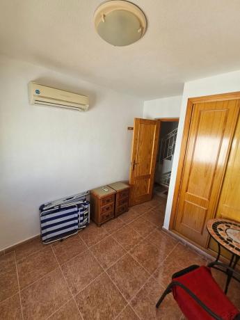 Chalet adosado en lagunas de ruidera, 453