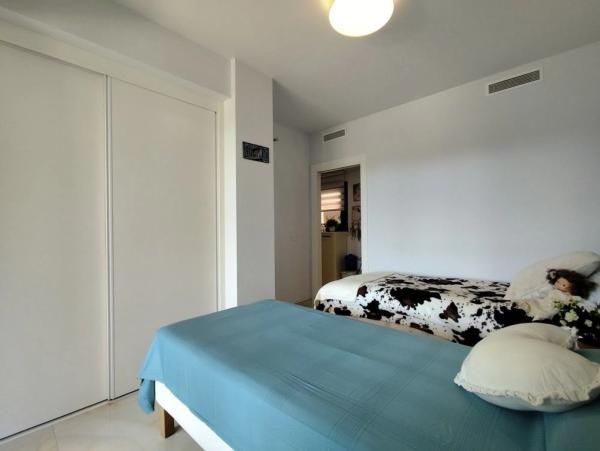 Piso en calle Lagos de Covadonga