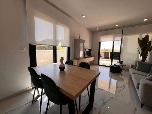 Piso en calle Lagos de Covadonga