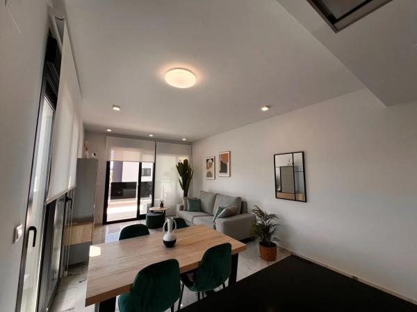 Piso en calle Lagos de Covadonga