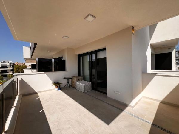 Piso en calle Lagos de Covadonga