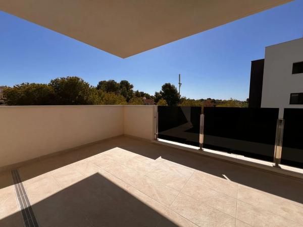 Piso en calle Lagos de Covadonga