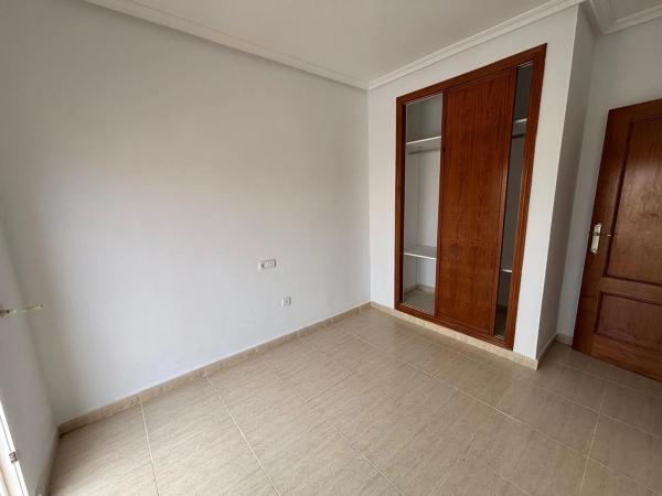 Chalet adosado en calle de las Golondrinas s/n