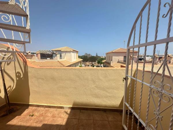 Dúplex en Barrio Los Almendros-La Florida