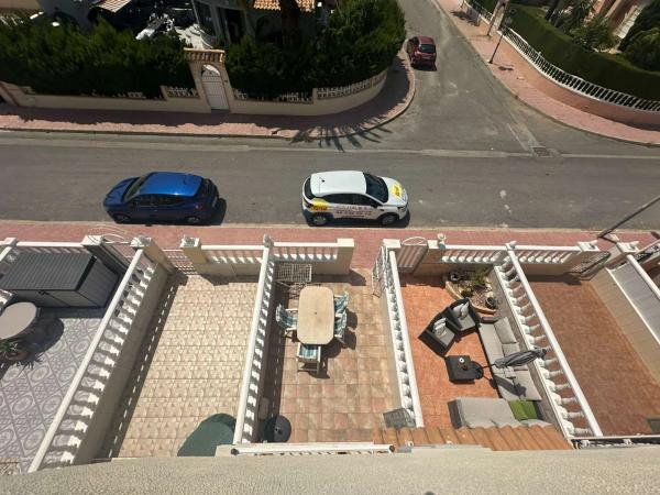 Dúplex en Barrio Los Almendros-La Florida