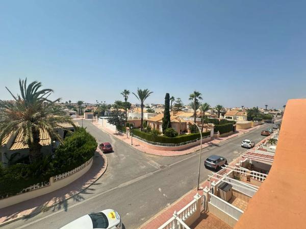 Dúplex en Barrio Los Almendros-La Florida