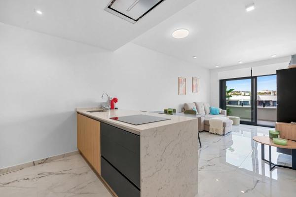 Ático en calle Lagos de Covadonga