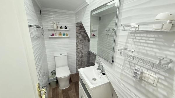 Chalet en Barrio Los Almendros-La Florida