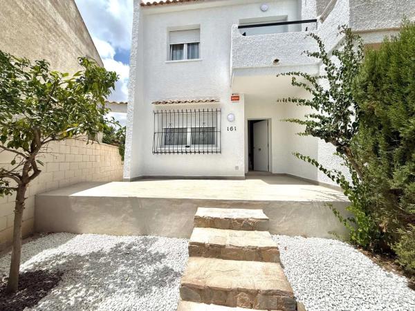 Dúplex en Barrio Los Almendros-La Florida