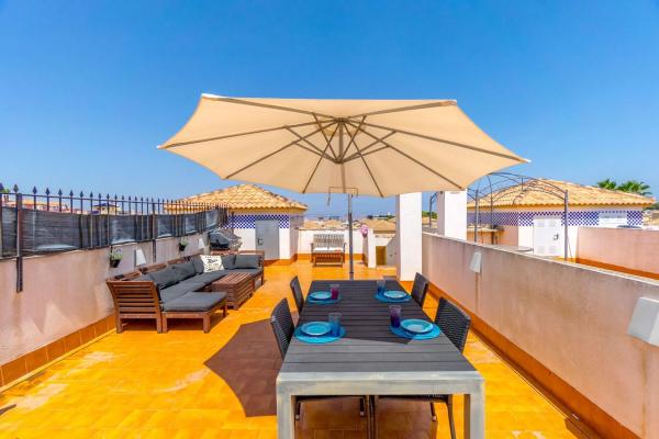 Ático en calle Lagunas de Ruidera, 810