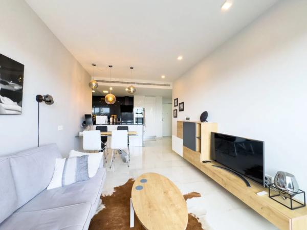 Piso en calle Lagos de Covadonga