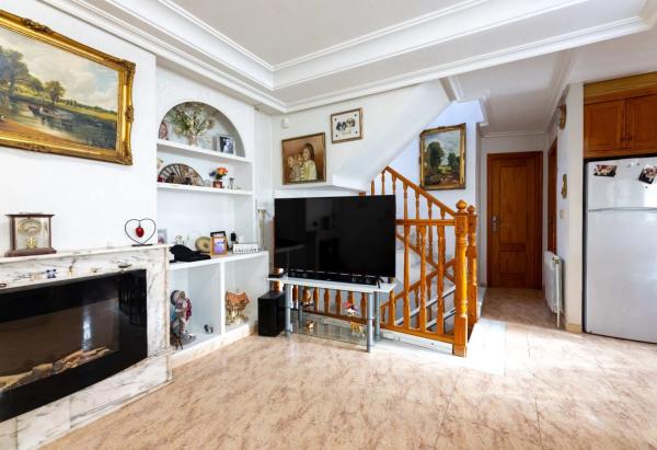 Chalet en calle Tiberiades