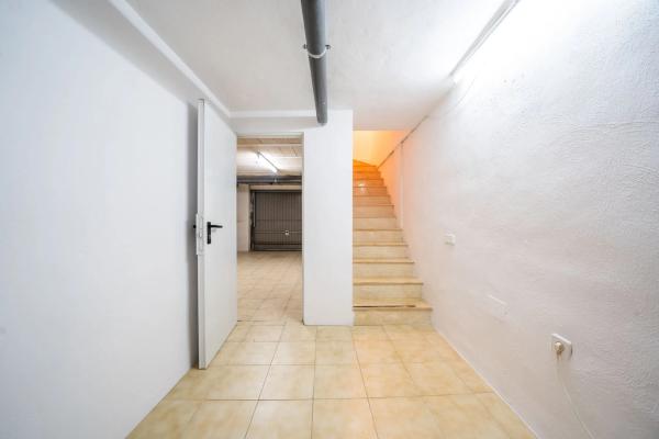 Chalet pareado en calle del Fénix, 22