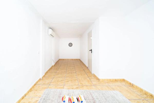 Chalet pareado en calle del Fénix, 22