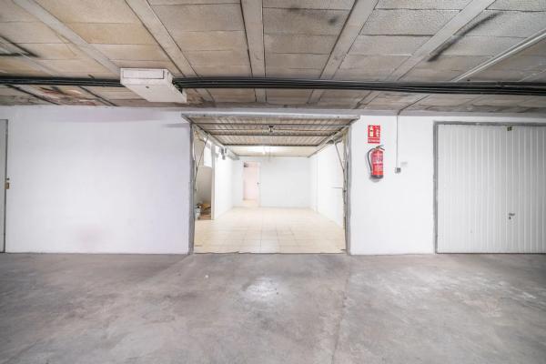 Chalet pareado en calle del Fénix, 22