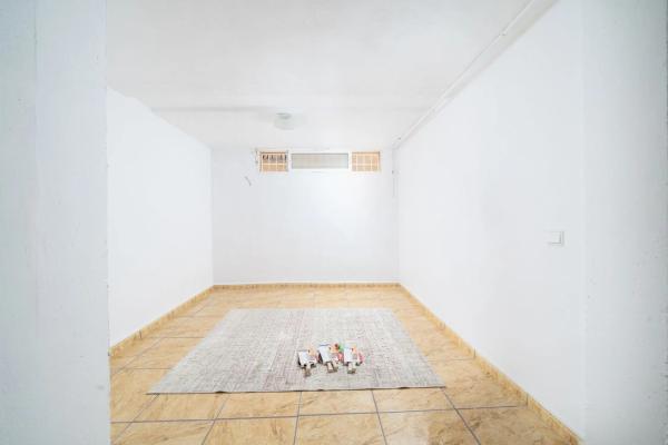 Chalet pareado en calle del Fénix, 22