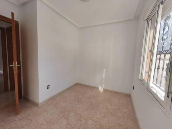 Casa independiente en calle Trepadora, 112 -90