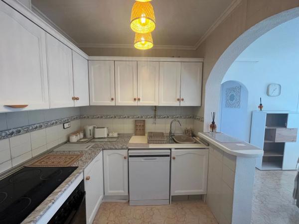 Chalet pareado en plaza H-1 Villa Rosa, 3