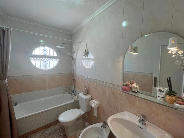 Chalet pareado en plaza H-1 Villa Rosa, 3