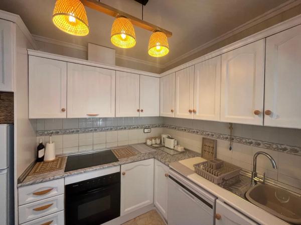 Chalet pareado en plaza H-1 Villa Rosa, 3