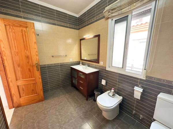 Chalet en Barrio Los Balcones y los Altos