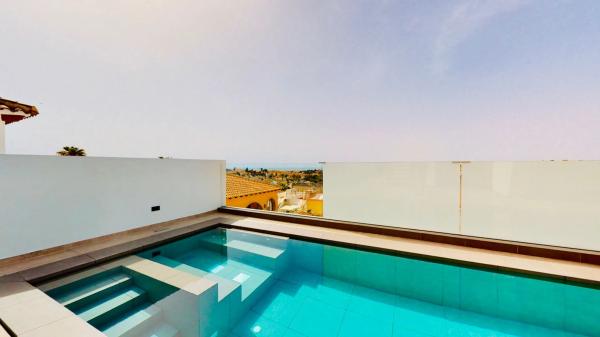 Chalet en Barrio Los Balcones y los Altos