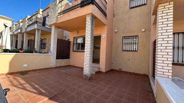Chalet adosado en calle Abdelacies, 898