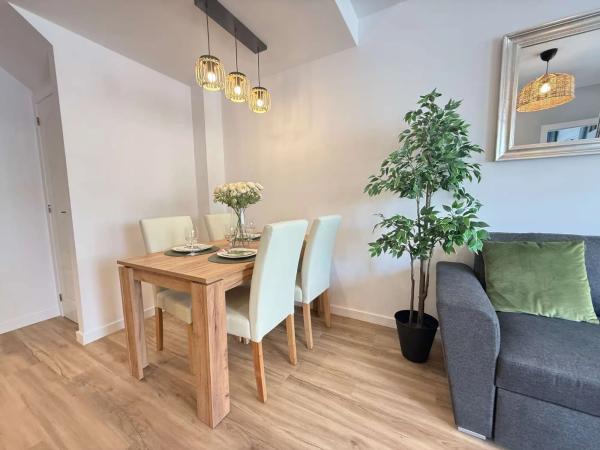 Dúplex en Barrio Los Balcones y los Altos