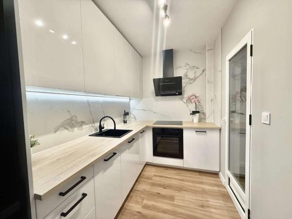 Dúplex en Barrio Los Balcones y los Altos