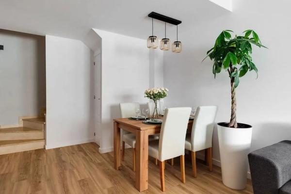 Dúplex en Barrio Los Balcones y los Altos