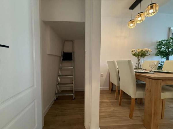 Dúplex en Barrio Los Balcones y los Altos