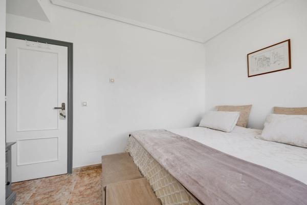 Chalet adosado en calle Almohabenos, 19