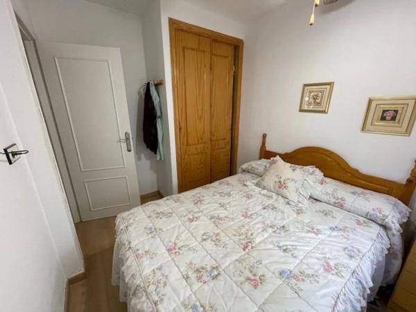 Chalet pareado en calle Abdelacies