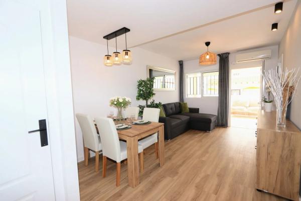 Chalet adosado en calle Trepadora