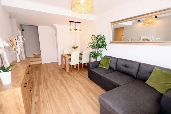 Chalet adosado en calle Trepadora