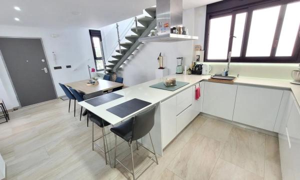 Casa independiente en calle Puig Mayor-Filipinas A3, s/n