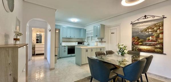 Piso en calle Nicolás de Bussi, 28