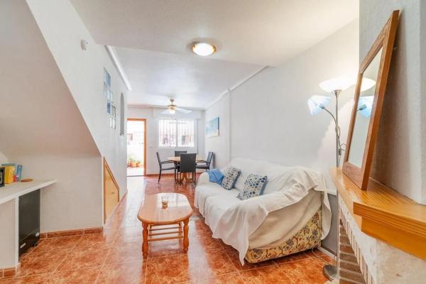 Chalet adosado en calle Nicolás de Bussi, 42