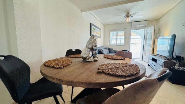 Chalet en Barrio Playa Flamenca