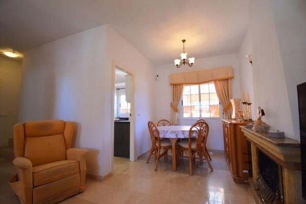 Chalet en Barrio Playa Flamenca