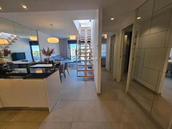 Ático en Barrio Playa Flamenca