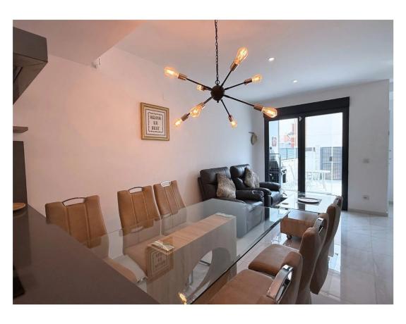 Chalet adosado en calle azafran s/n