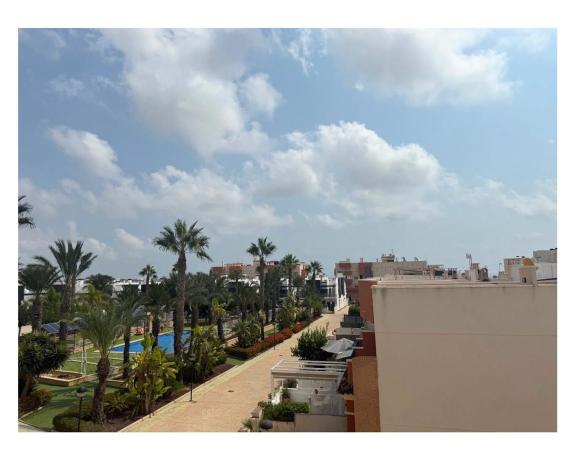 Chalet adosado en calle azafran s/n