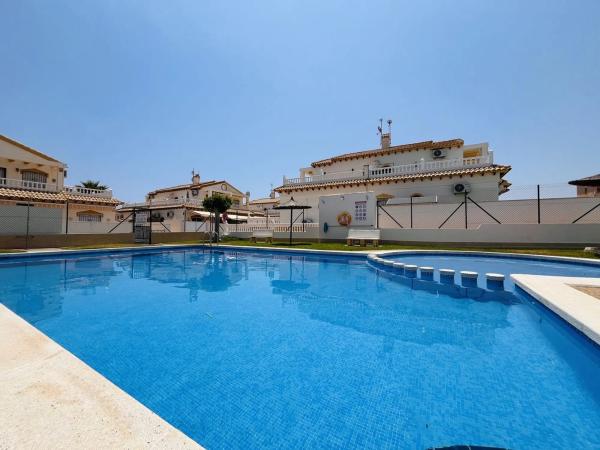 Chalet en Barrio Playa Flamenca