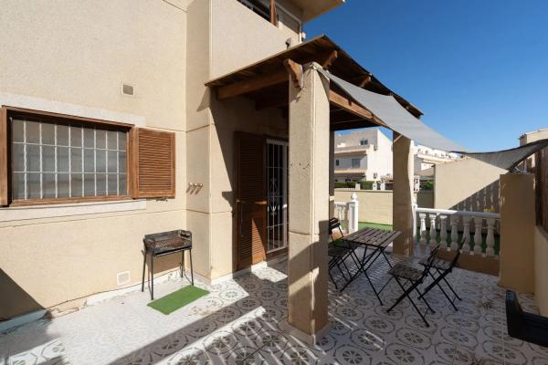 Chalet adosado en calle Pintor Ribera