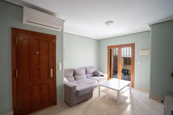 Chalet adosado en calle Pintor Ribera